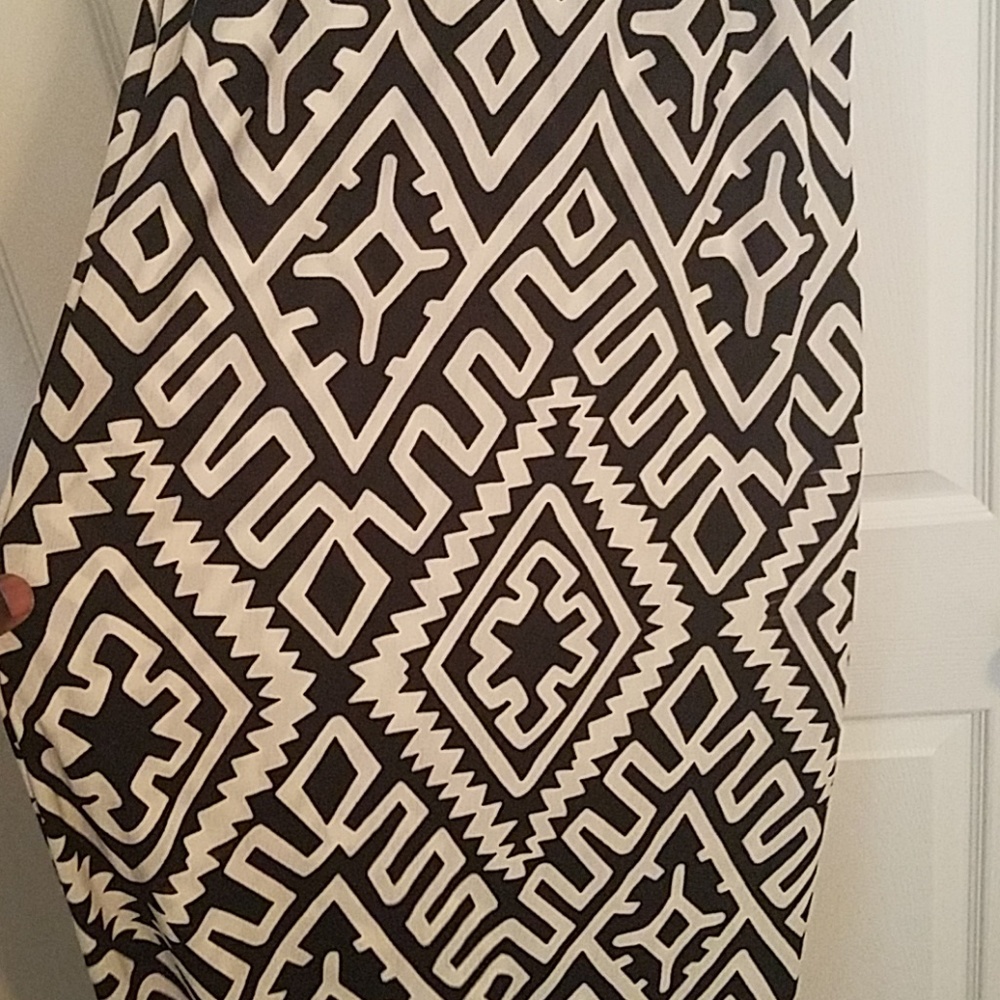 2XL - Picture 2 of 3